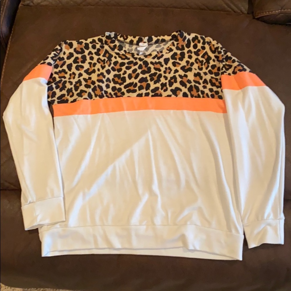 Women’s XL sweater